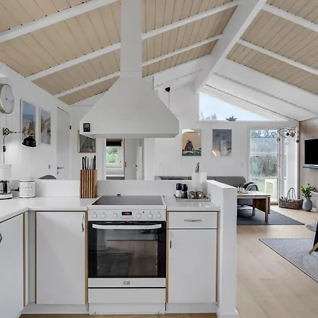 3 Bedroom Lovely In *