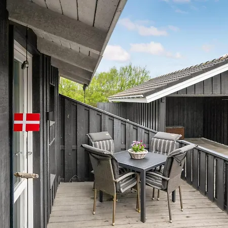 3 Bedroom Lovely In Tatil Evi Løkken